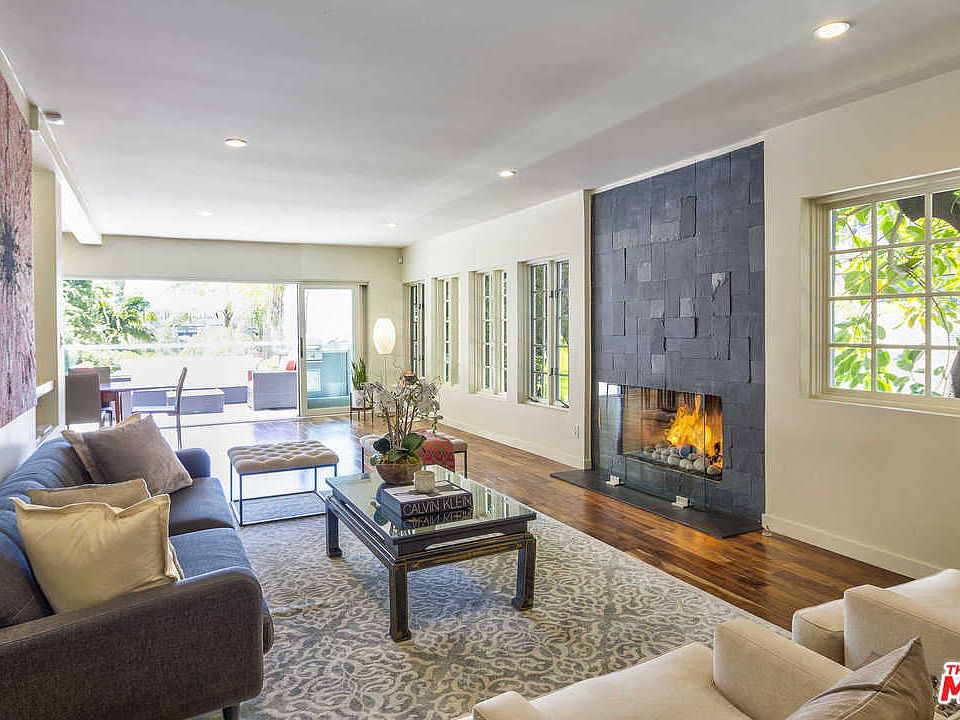 1st image of 1588 N Doheny Dr