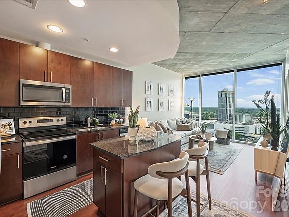 5th image of 210 N Church St Unit 1711