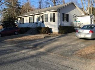 23 Water Ln, Easthampton, MA 01027