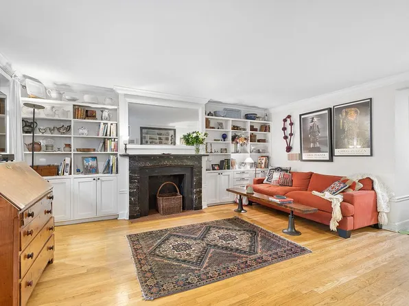 143 Lafayette Ave APT 1A, Brooklyn, NY 11238