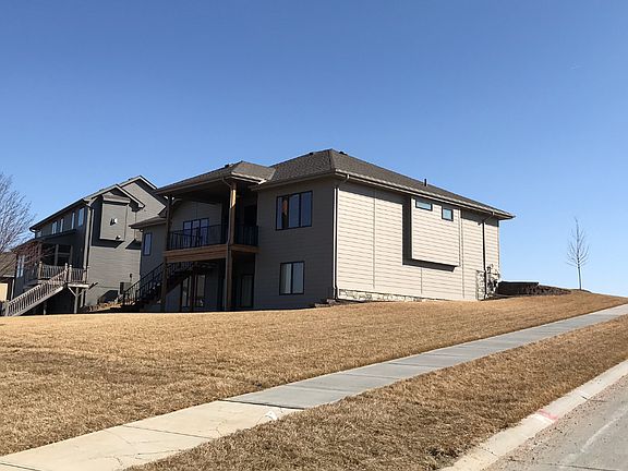 5th image of 12458 Caspian Dr