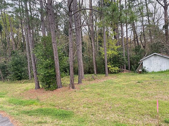 2nd image of 2603 Circle Dr
