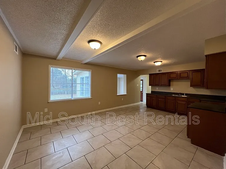 4330 Merlcrest Cv — Photo 5