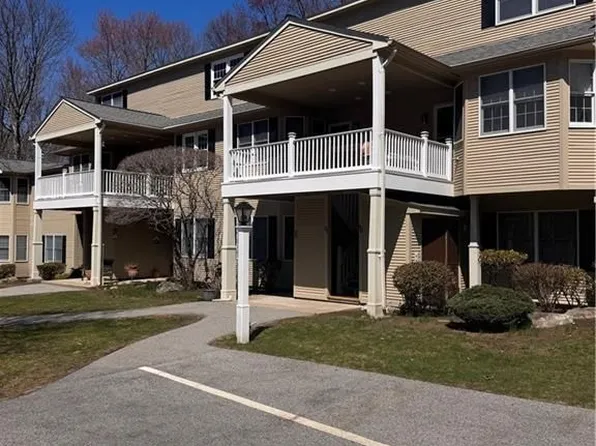 92 Trellis Dr #92, West Warwick, RI 02893