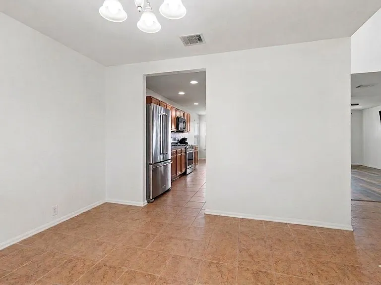 1121 Sweet Gum Dr — Photo 13