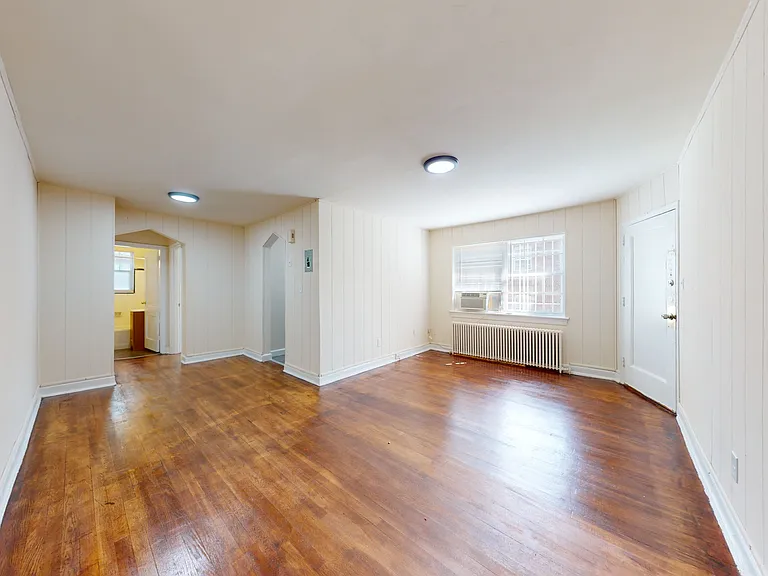 30 Danbury St SE #1 — Photo 12
