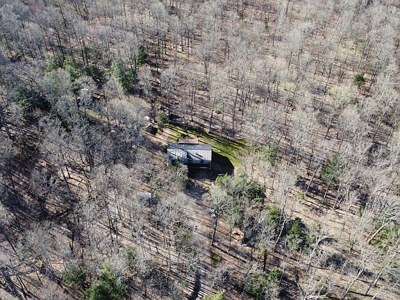 4th image of 9581 Crystal Lake Ln