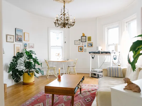 288 Main St #3, Burlington, VT 05401