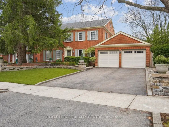 3459 Pitch Pine Cres, Mississauga, ON L5L 1P9