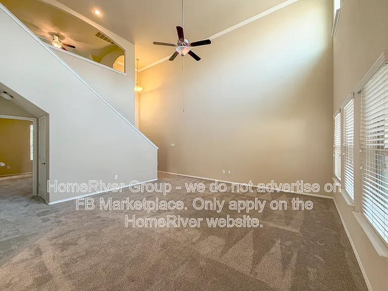 9201 Remington Dr — Photo 5