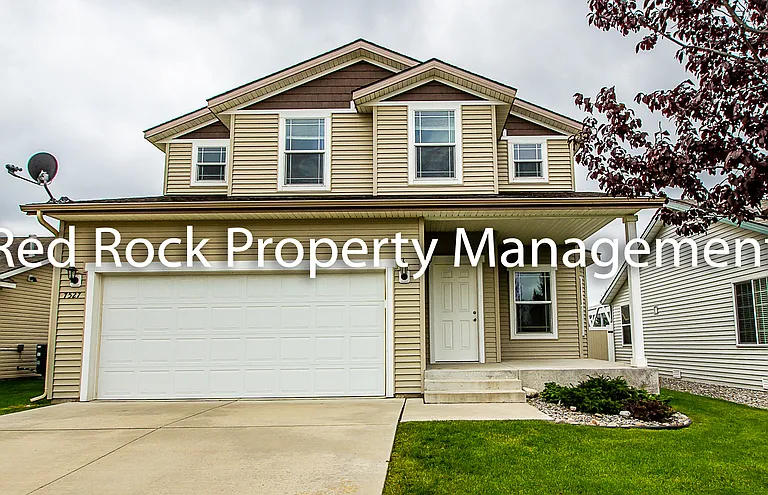 7527 N Carrington Ln — Photo 2
