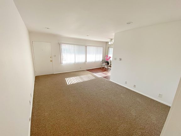 4th image of 2701 Abbot Kinney Blvd #7