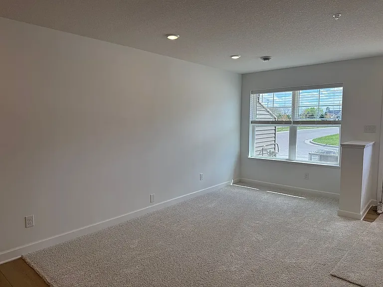 21610 Magnolia Way — Photo 10