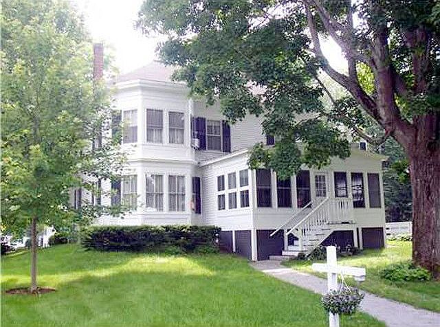 1st image of 31 Maine St