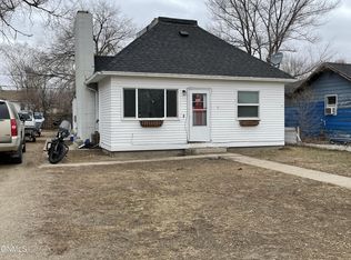 1509 4th Ave W, Williston, ND 58801