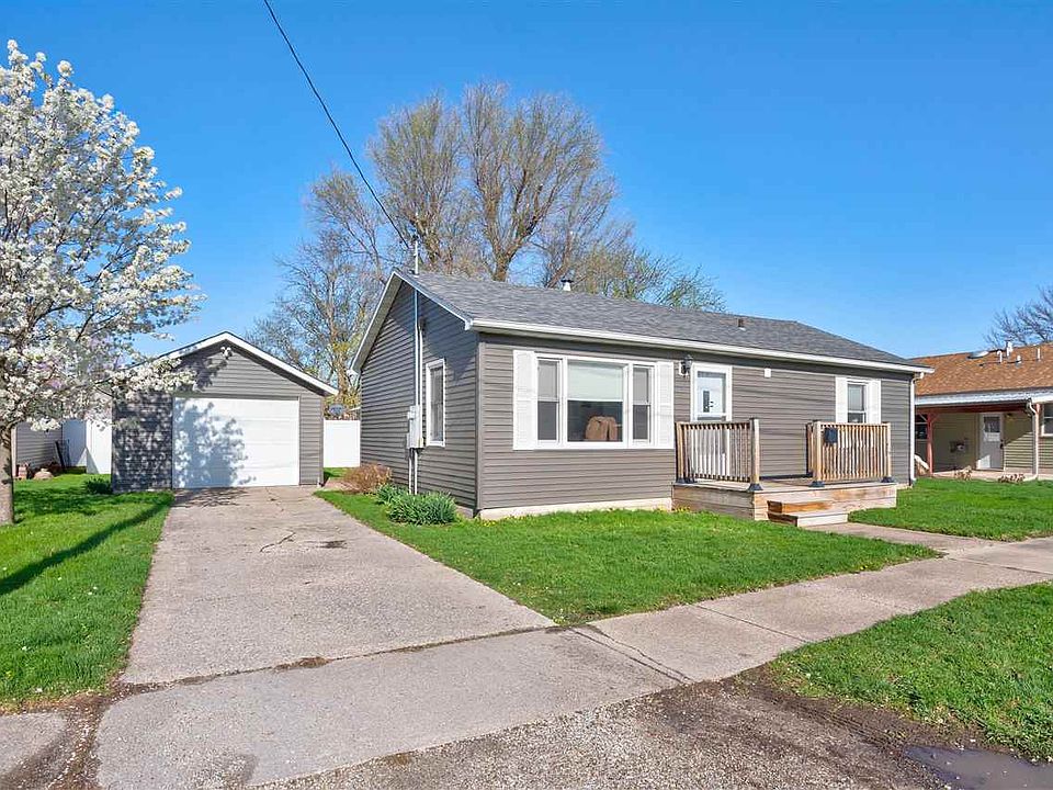 1st image of 411 S 8th Ave