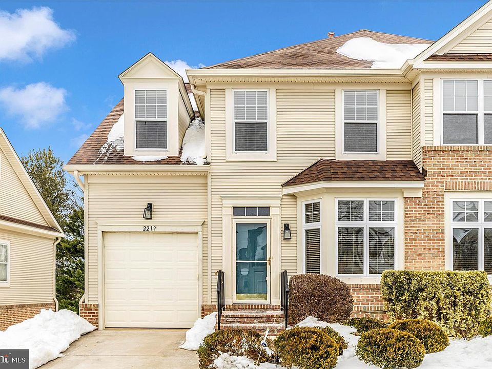 1st image of 2219 Merion Pond Unit 9