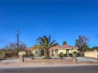 7945 La Cienega St, Las Vegas, NV 89123