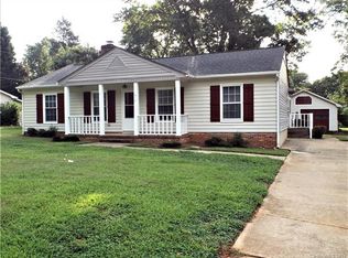 614 Ole Lamp Ln, Gastonia, NC 28056