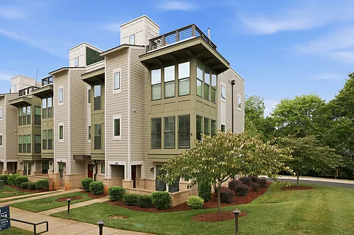 340 Uptown West Dr Photo 1