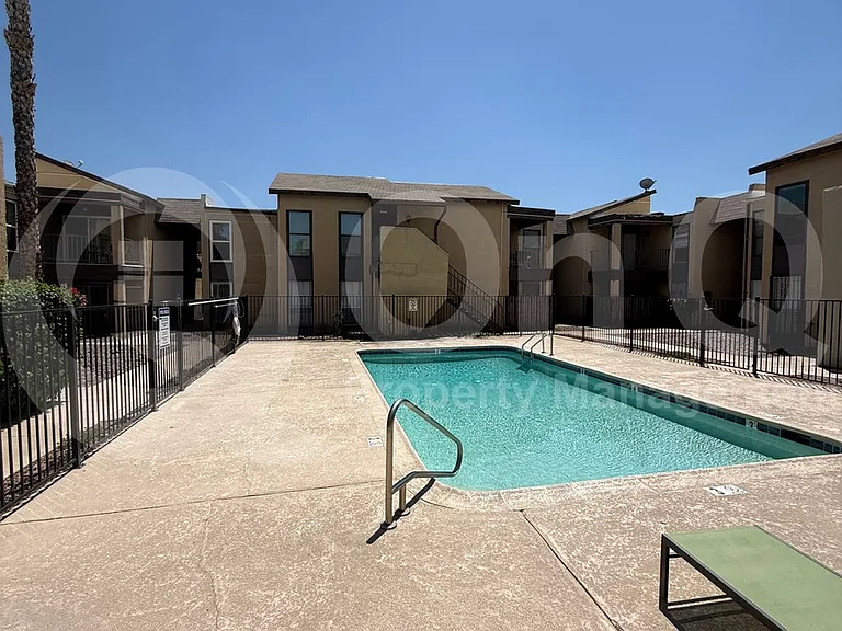1620 N Wilmot Rd #118 — Photo 15
