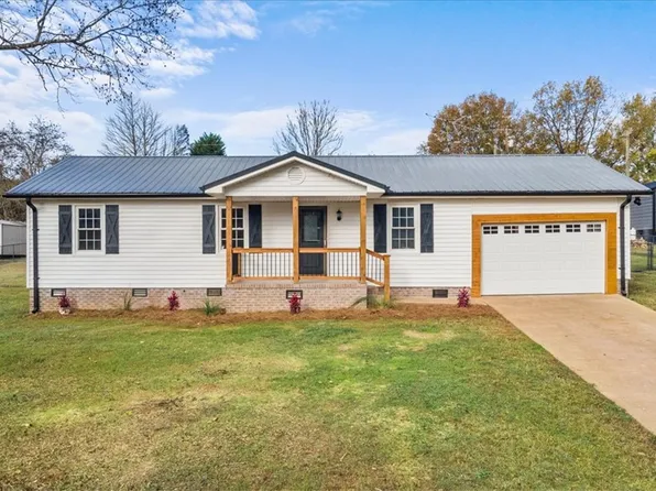 308 Meadowbrook Dr, Anderson, SC 29626