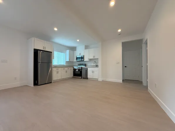 6028 1/2 Colfax Ave, North Hollywood, CA