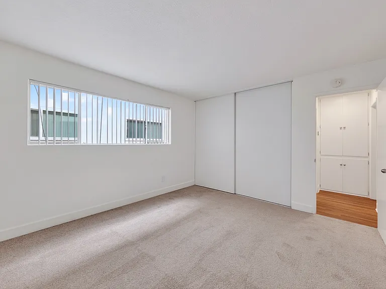 340 E 2nd St #3 — Photo 4