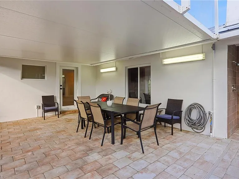 339 Landmark St — Photo 36