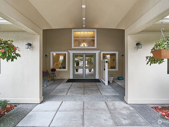 3rd image of 4133 224th Lane SE #102
