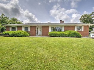 2231 Hoyt Knls, Decatur, IL 62526