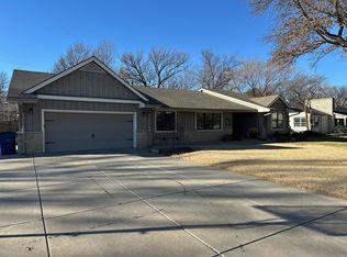 13 S Drury Ln, Wichita, KS 67207