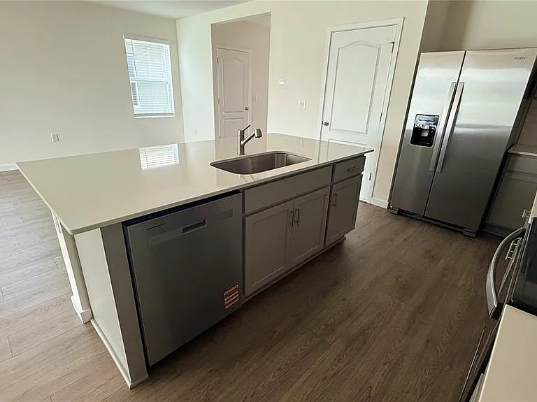 2046 Walnut Creek Dr — Photo 9