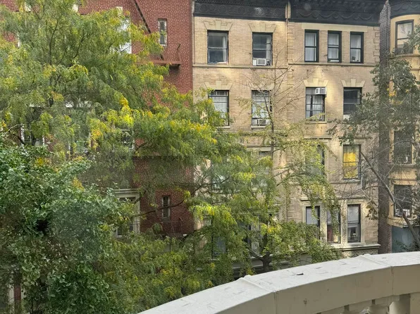 256 West 93rd Street image 17 of 18