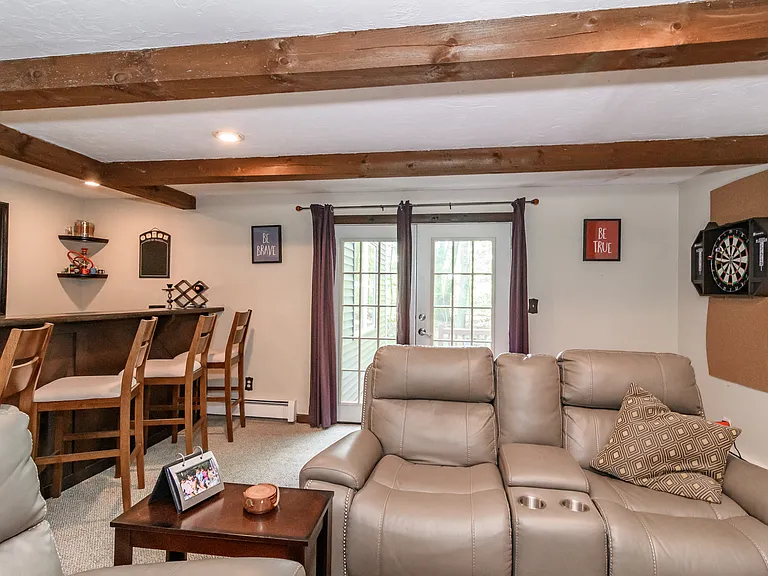 47 Butler Cir — Photo 21