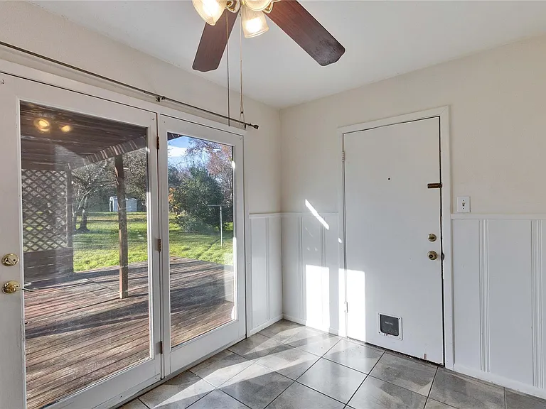 11606 Tedford St — Photo 12