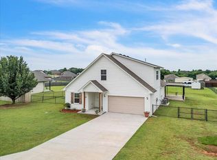 1330 Round Leaf Rd, Edmond, OK 73034