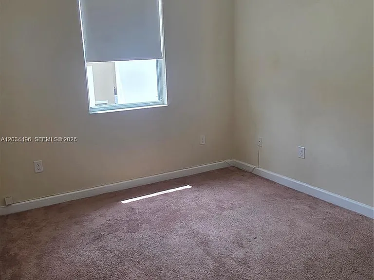 9424 SW 171st Pl — Photo 17