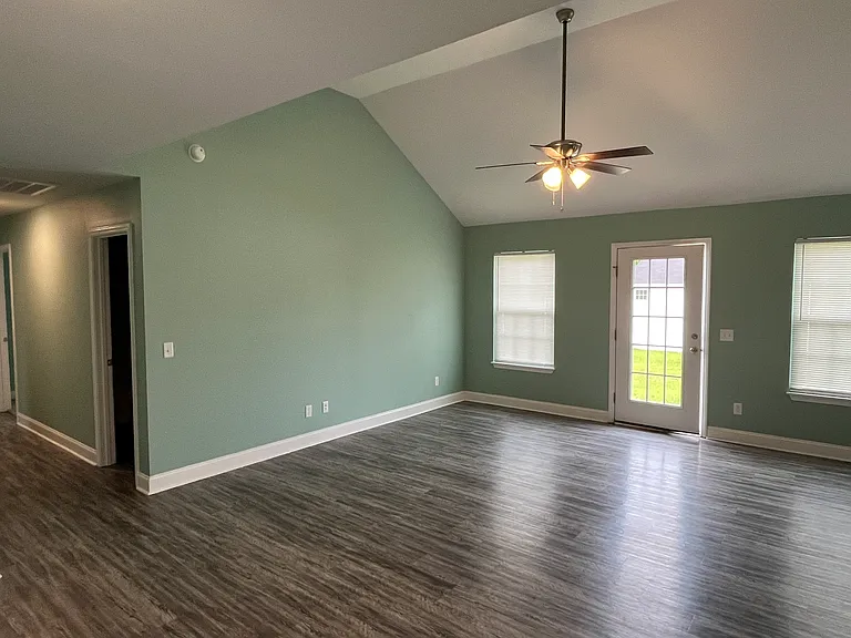 7031 White Pine Ave — Photo 18