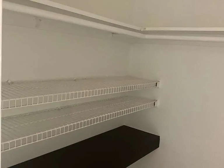 1007 N 19th Ave #18 — Photo 8
