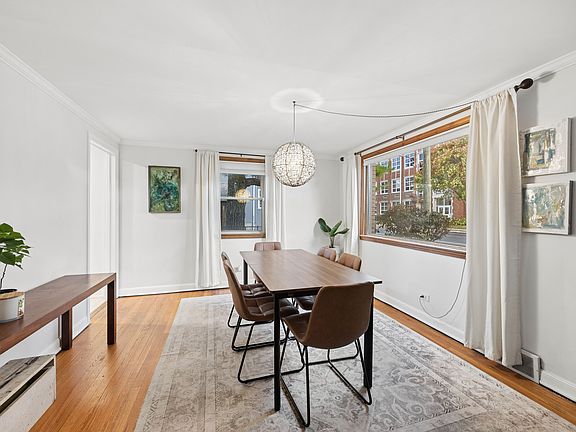 2nd image of 3519 Maple Ave #0