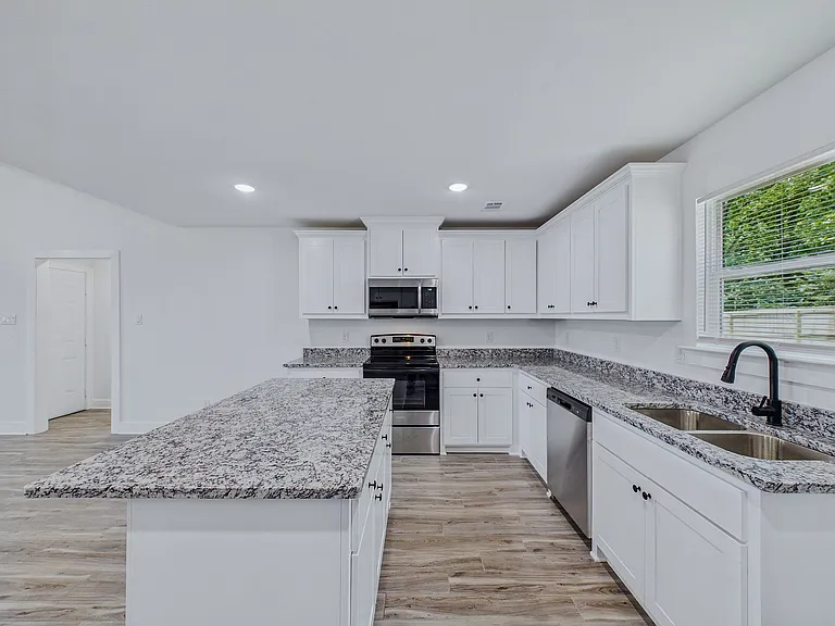 125 Coal Mountain Rd — Photo 3