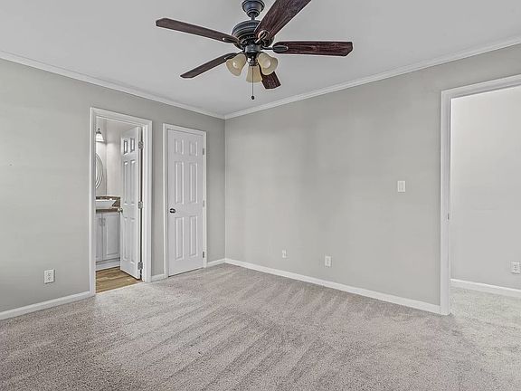 3rd image of 631 Bashford Rd