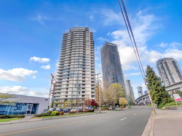 2133 Douglas Rd #2707, Burnaby, BC V5C 0E9