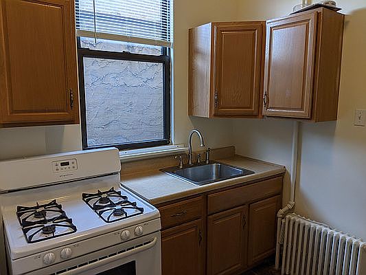 1st image of 31-35 43rd St #1F