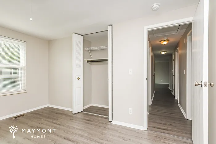 9612 Springwater Ln — Photo 10