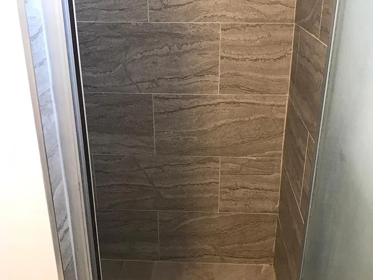 1928 Carmen Ave #10 — Photo 10