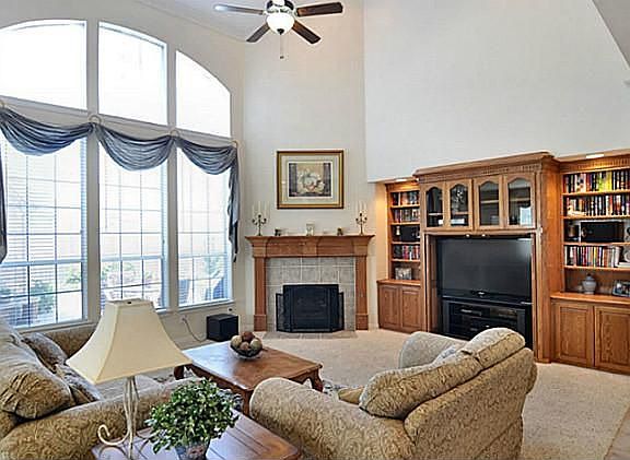 4th image of 7205 Dillon Ct