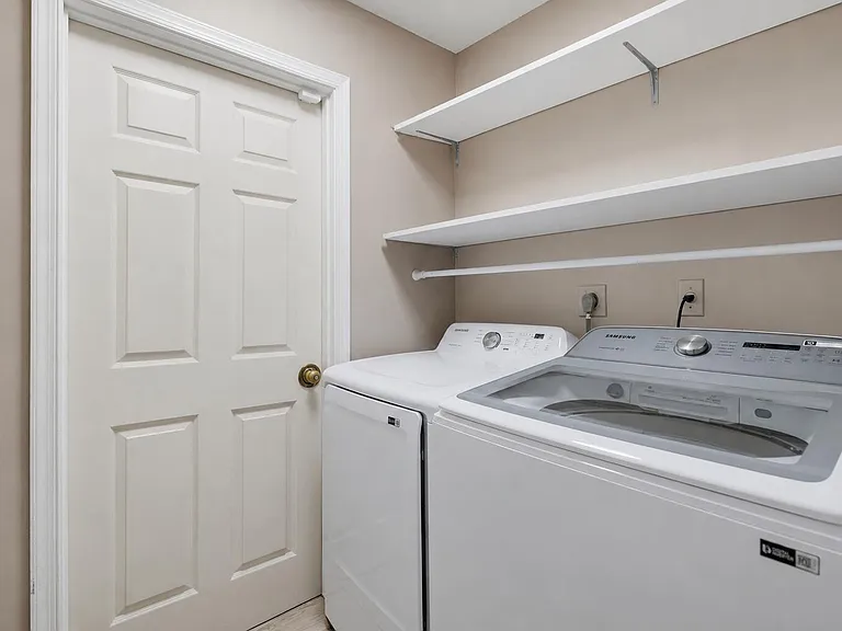 1619 Wiltshire Village Dr — Photo 51