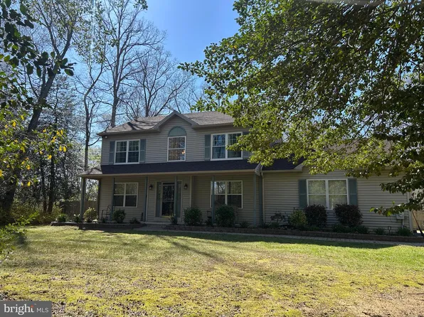 563 Crow Pond Rd, Pittsgrove, NJ 08318